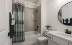 1392108371 - Bathrooms